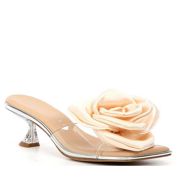 Gianni Bini Alana Clear Flower Dress Sandals - Picture 2 of 10